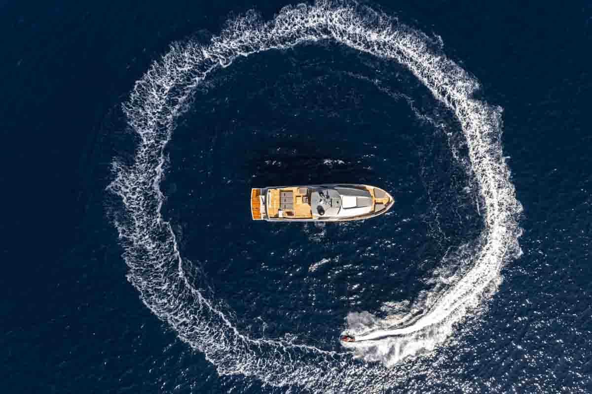 M/Y Vela — image 3
