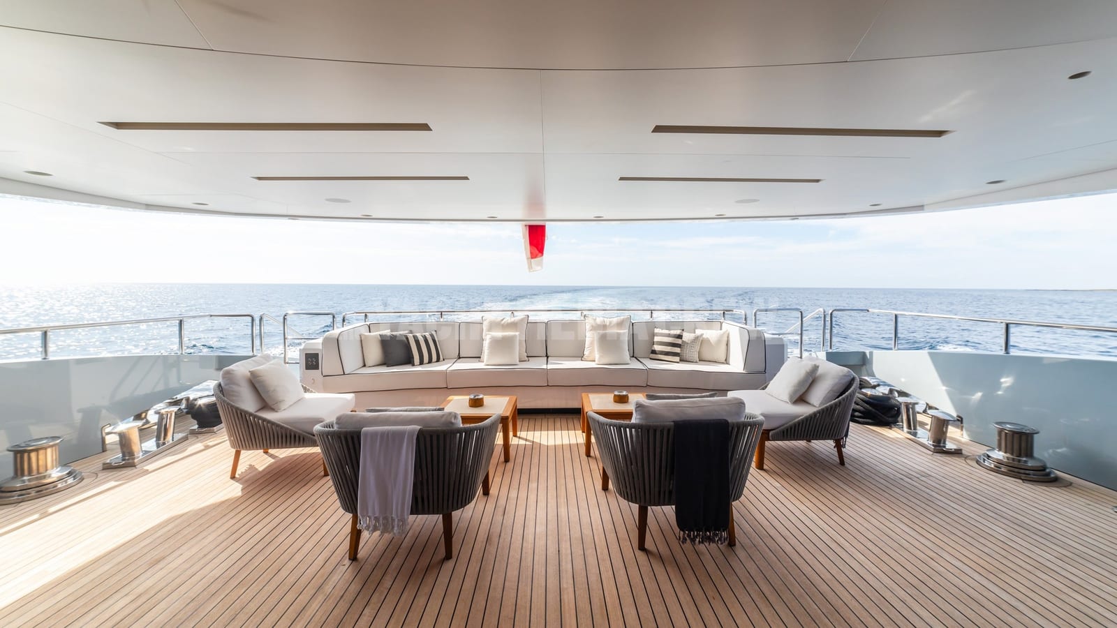 Medially — superyacht exterior, photo 4
