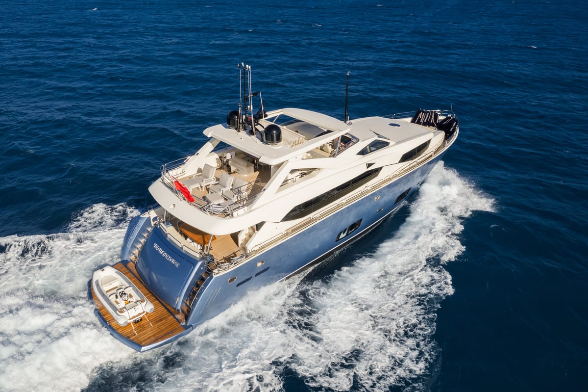 Sunseeker 30M — superyacht photographed by Yacht Media Crew