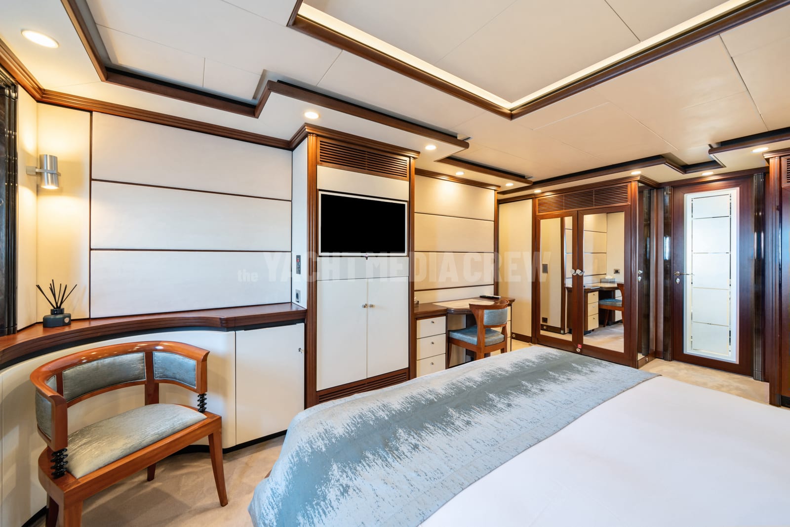 Titian Pearl — superyacht interior, photo 2